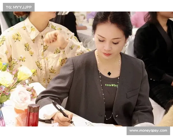 杨礼敏:从学术到实践的跨界探索与智慧之路 杨礼敏:从学术到实践的跨界探索与智慧之路